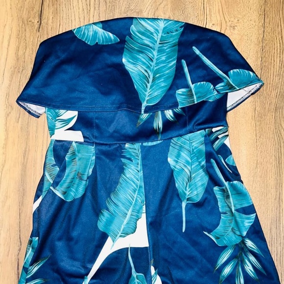 tropical palm Leaf strapless Romper with Pockets Size s - Picture 2 of 2